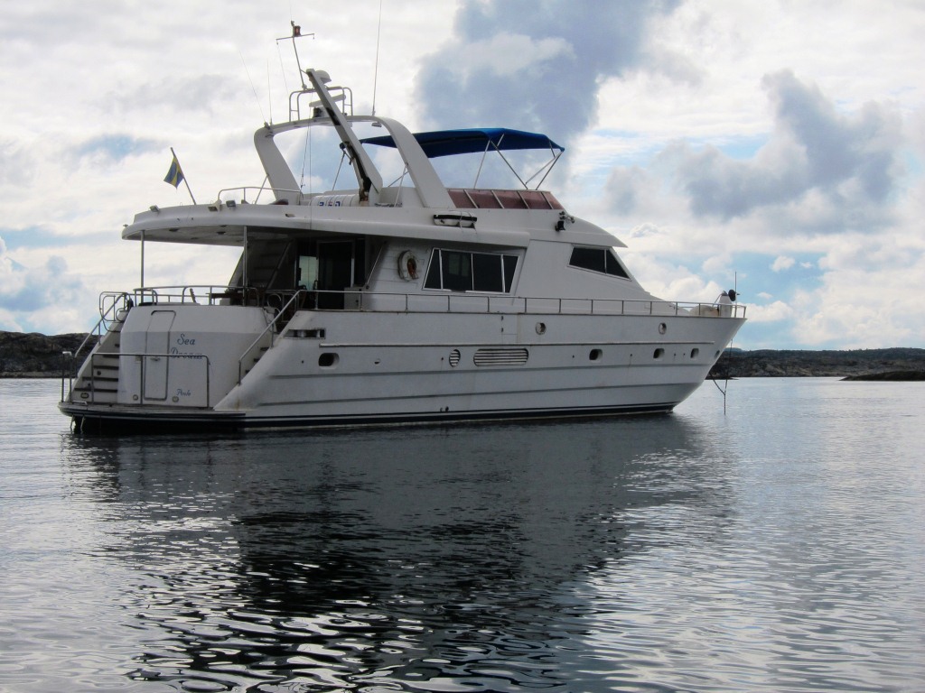Yacht SEA DREAM -  At Anchor.JPG