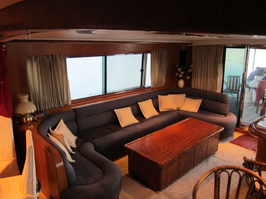 Yacht SEA DREAM -  Main Salon.JPG