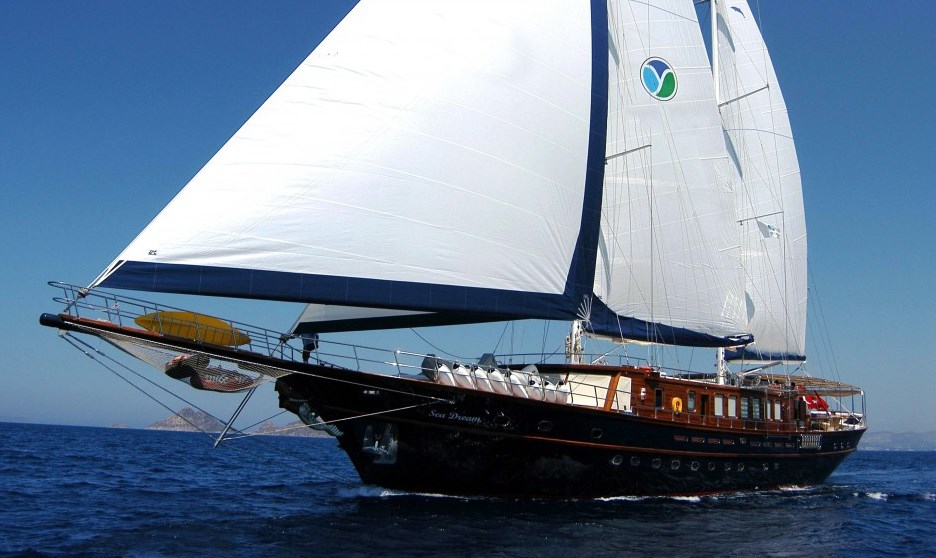 Yacht SEA DREAM - Sailing.jpg