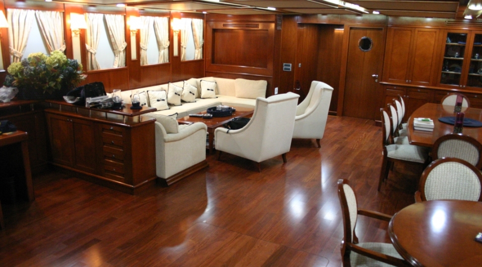 Yacht SEA DREAM - Salon 3.jpg