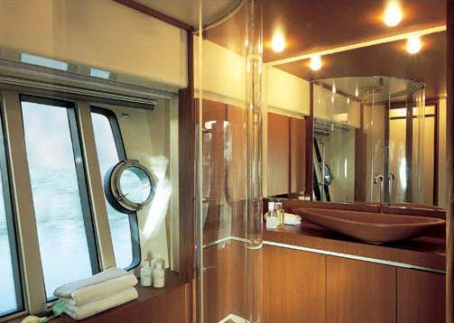 Yacht SEDROP -  Guest Ensuite.jpg