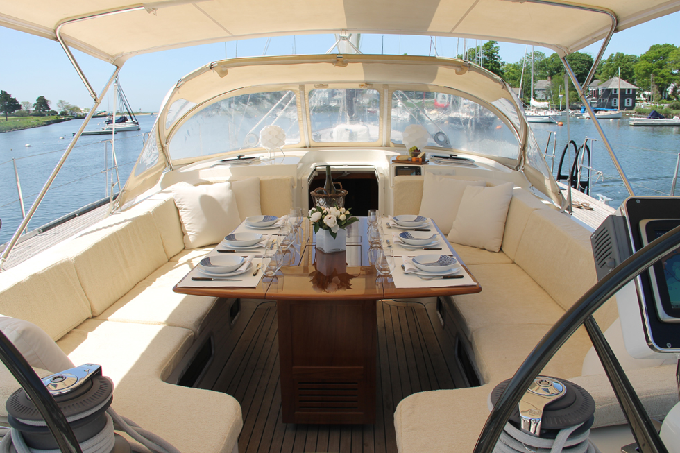 Yacht SEJAA -  Cockpit.jpg
