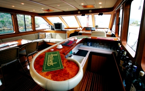 Yacht SERENITY 70 -  Salon.jpg