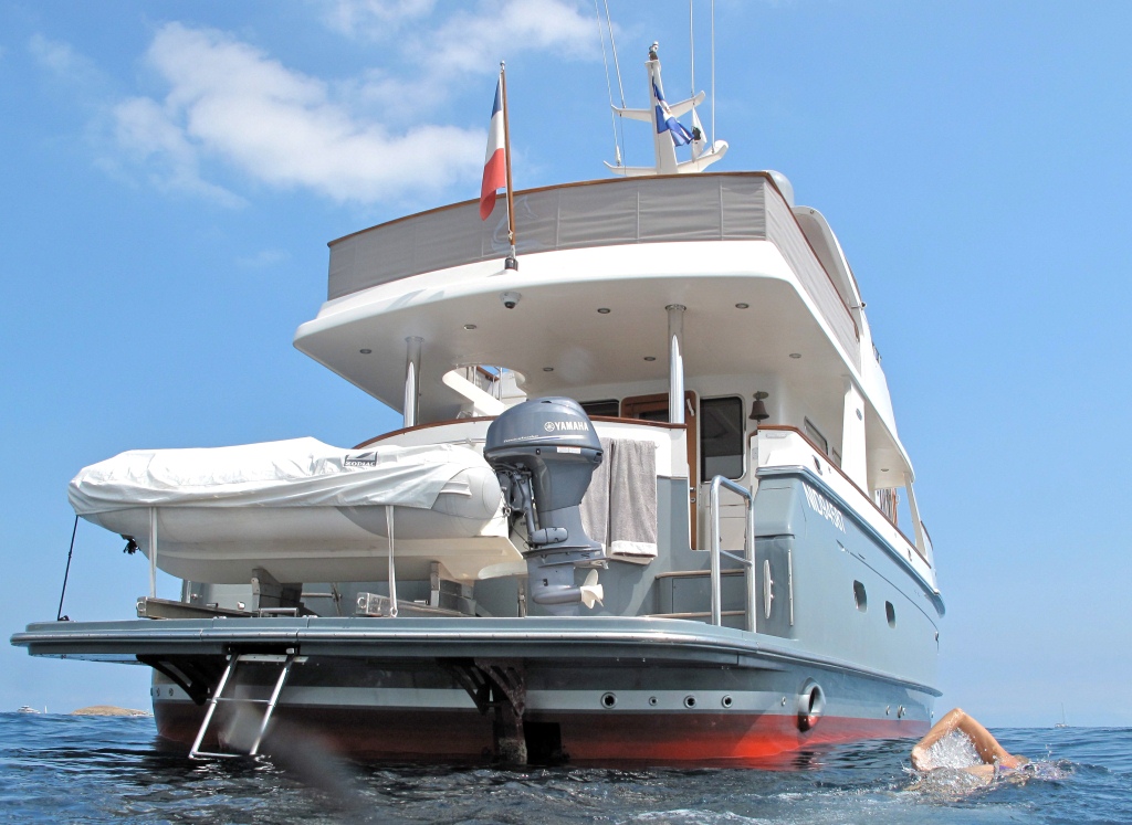 Yacht SILVER FOX -  Aft View.jpg