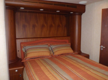 Yacht SPECULATOR -  VIP Cabin.jpg