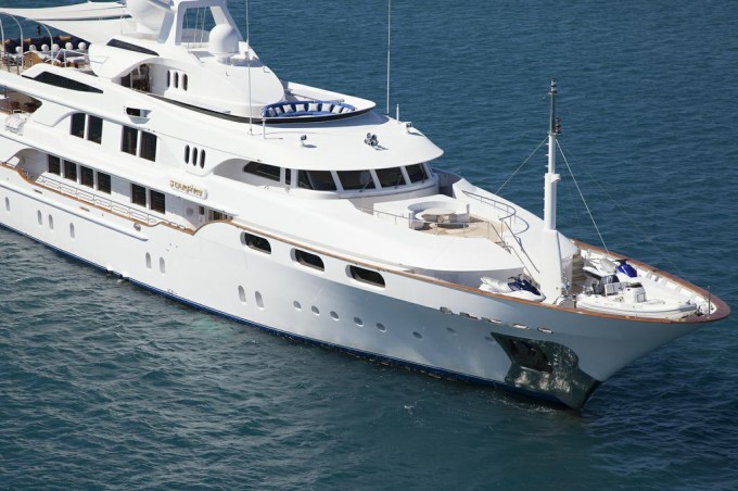 Yacht STARFIRE -  Main.jpg