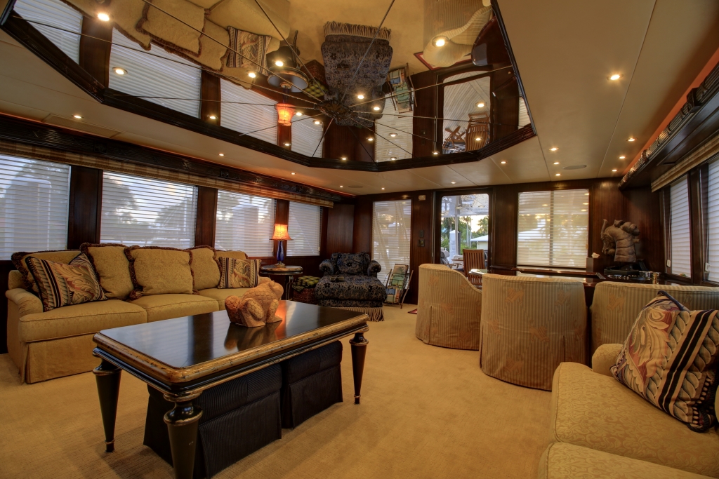 Yacht SUNDAY MONEY - 007.JPG