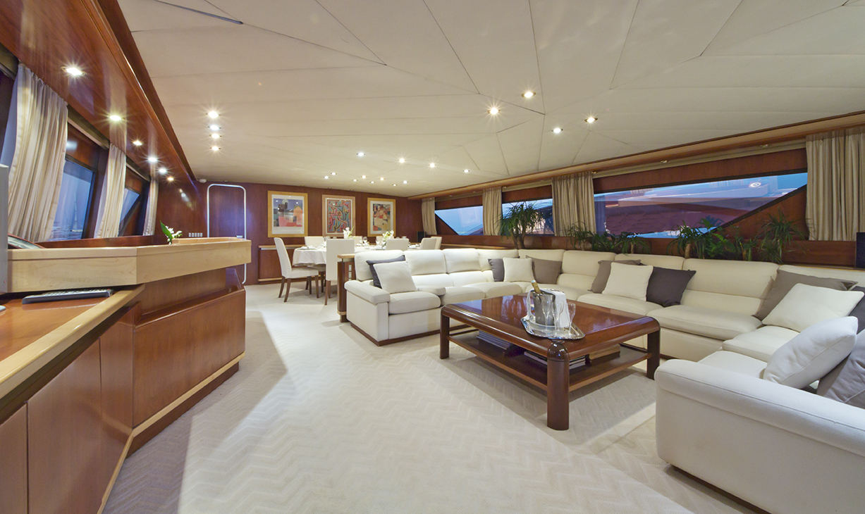 Yacht SUNLINER X -  Main Salon.jpg