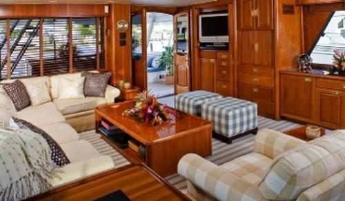 Yacht SYRENE -  Main Salon looking Aft.jpg