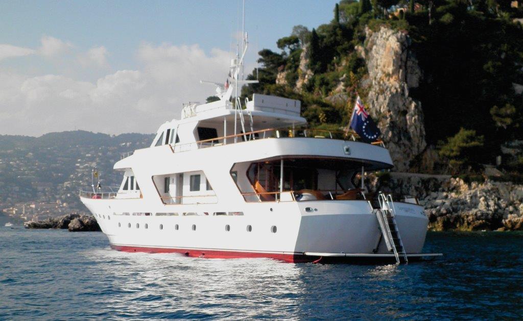 Yacht Sprezzatura -  Aft View.jpg