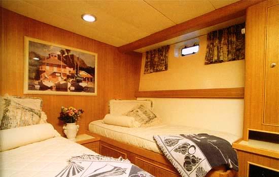 Yacht TAZA MAS -  Twin Cabin.jpg