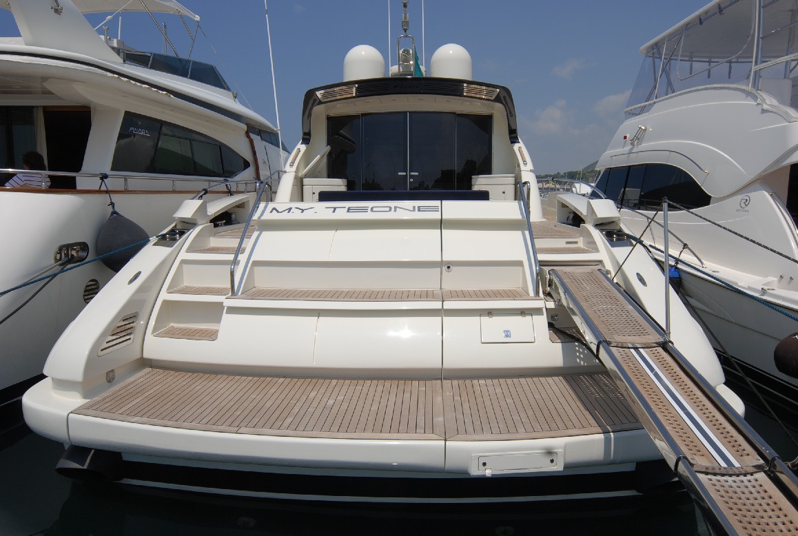 Yacht TEONE - Swim Platform.jpg