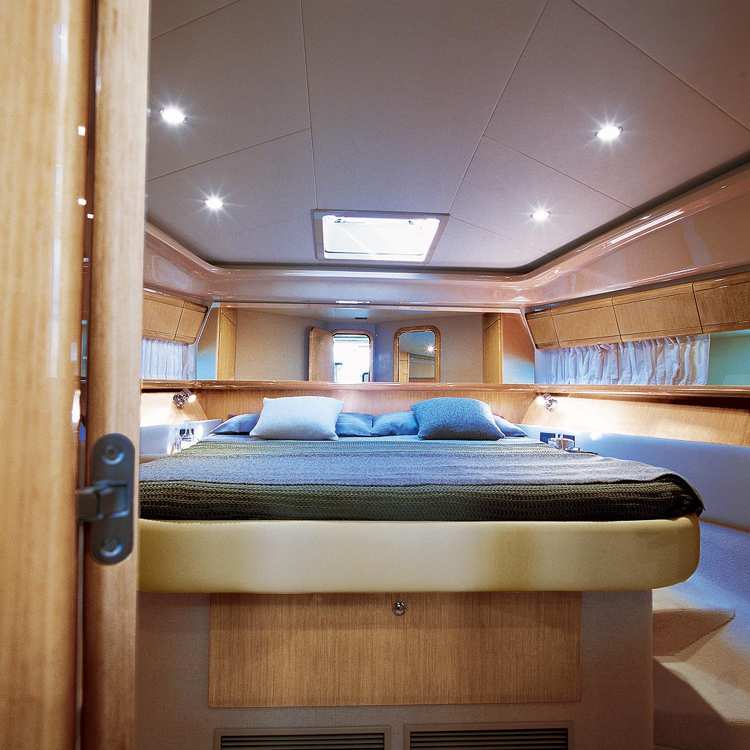 Yacht TIME OUT - Guest Cabin.jpg