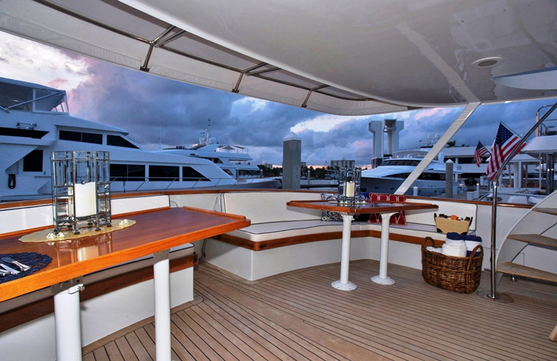 Yacht TRILOGY -  Aft Deck.jpg