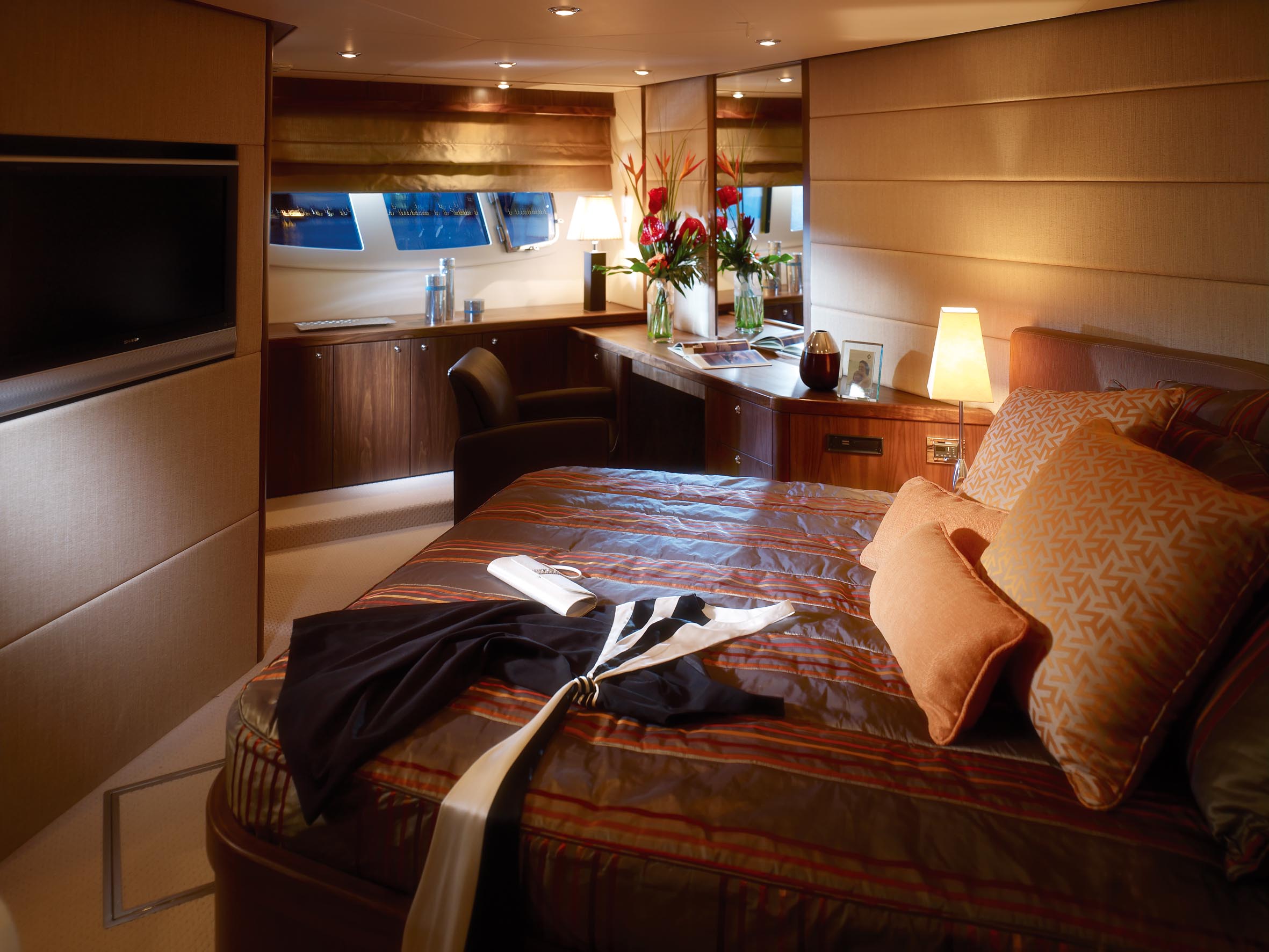 Yacht TRUCE -  Master Cabin.jpg