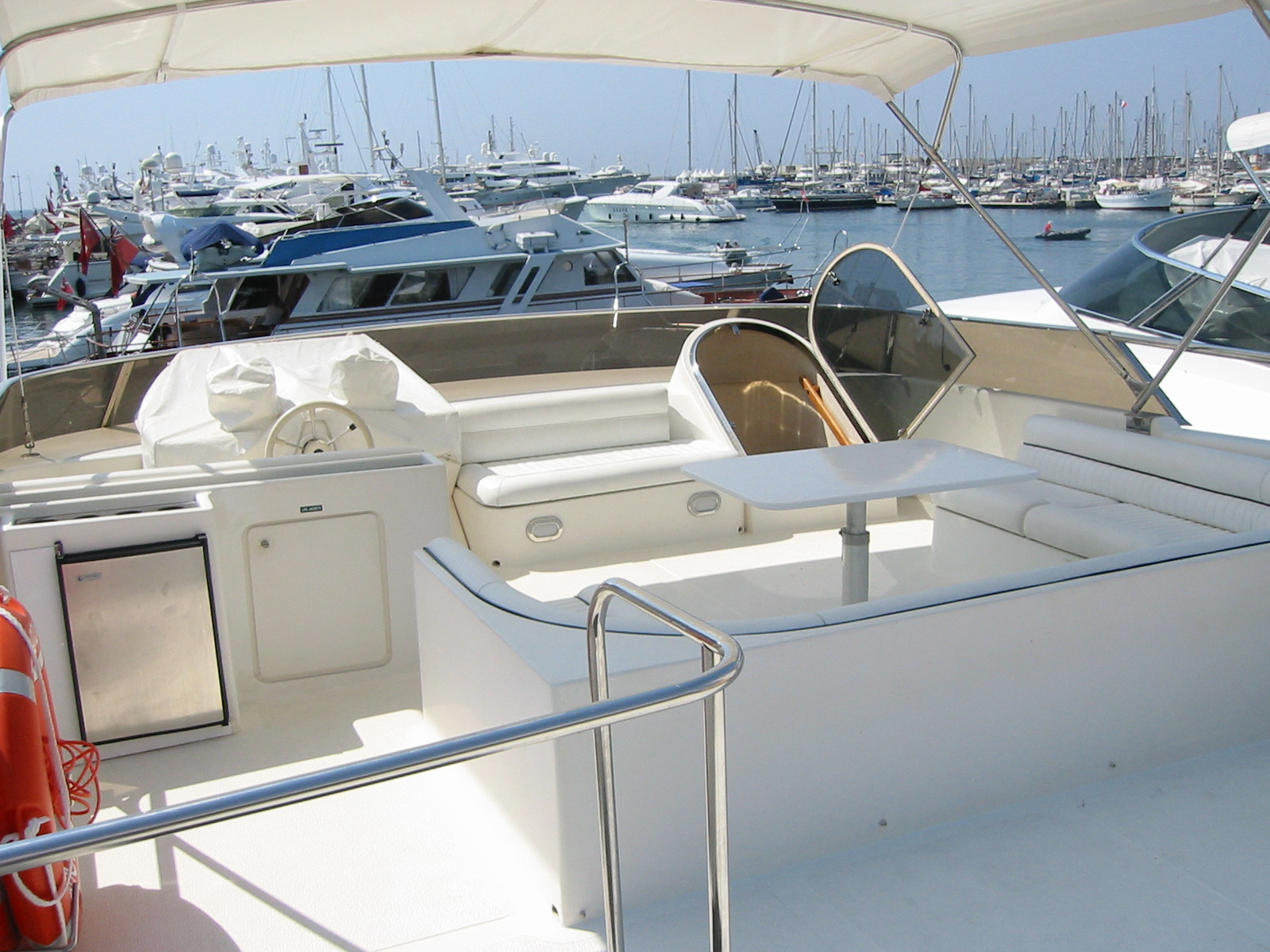 Yacht The Bridge -  Flybridge.jpg