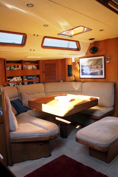 Yacht VIKING GIRL II -  Salon.jpg