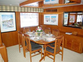 Yia Sou - Interior dining area.jpg