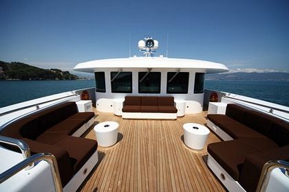 ZALIV III -  Upper Deck.jpg