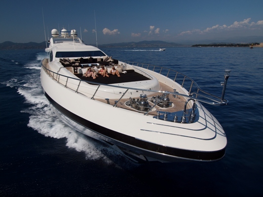 ZEUS - Foredeck.jpg