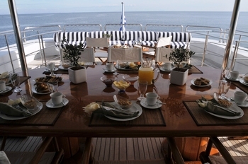 Zaliv II -  Aft Dining.jpg