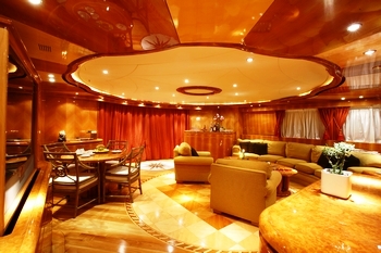 Zaliv II -  Upper Salon.jpg