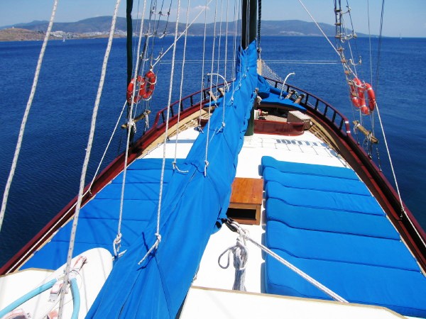 ilarya Foredeck.jpg