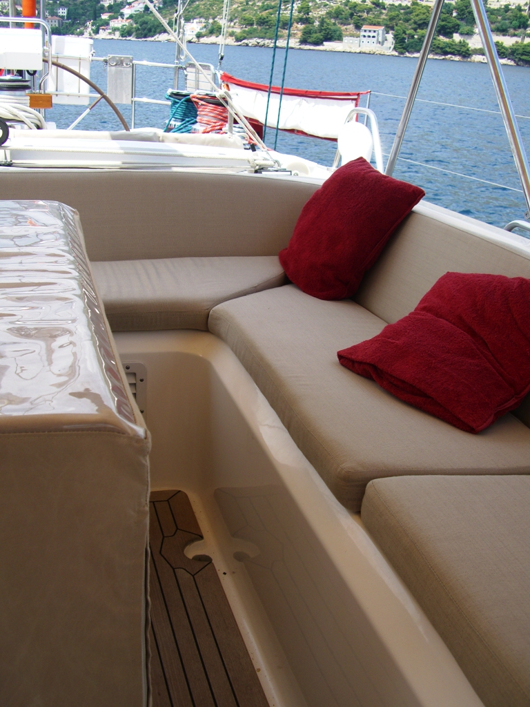 kia ora III cockpit.jpg