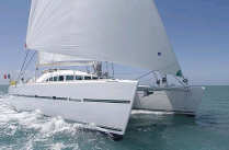 lagoon 570 sail.jpg