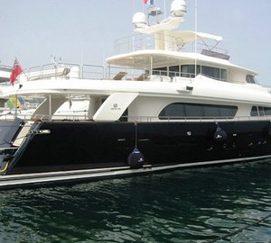 Video: Launch of CRN 125 mega yacht J’ADE