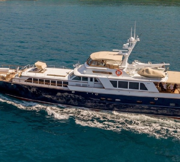 Beautiful 47m Burger Motor Yacht INGOT underway