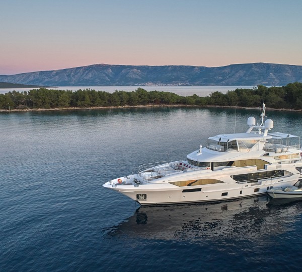 Video from launch of first Veloce 140′ motor yacht by Benetti