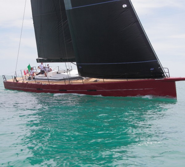 Gorgeous Vismara V80 Superyacht NAKUPENDA