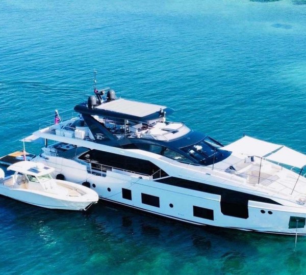 Beautiful Azimut 80 Motor Yacht TORTOLA in Miami, Florida