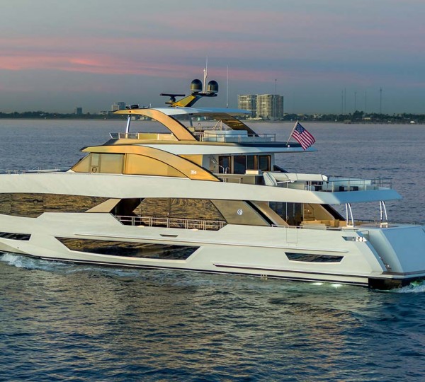 Video by YachtVid: Ocean Alexander 90 Yacht at FLIBS 2013