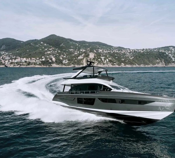 Video presenting Azimut Grande 100 Yacht