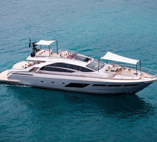 Video: New motor yacht Pershing 70