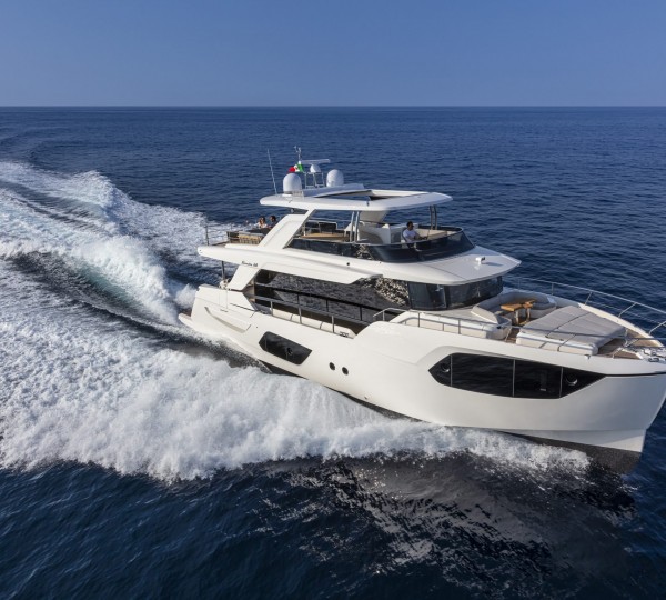 Absolute Boat Care start their 300th anti-foul application project aboard 42m Charter Yacht NATORI