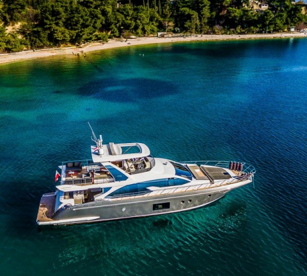 Video: Azimut Yachts at Ft. Lauderdale Boat Show 2015