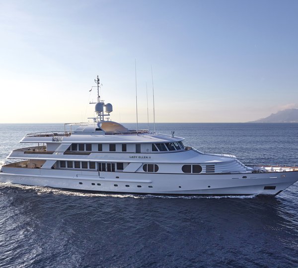 Video presenting 60m mega yacht J’ADE by CRN Yachts