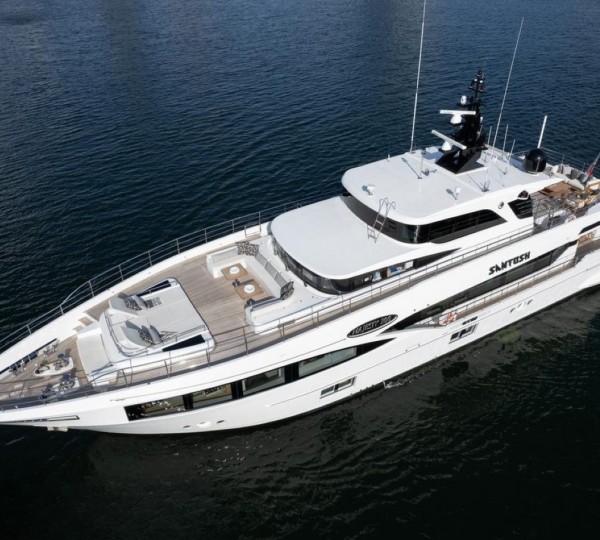 Lovely Motor Yacht MAJESTY 70 by GULF CRAFT