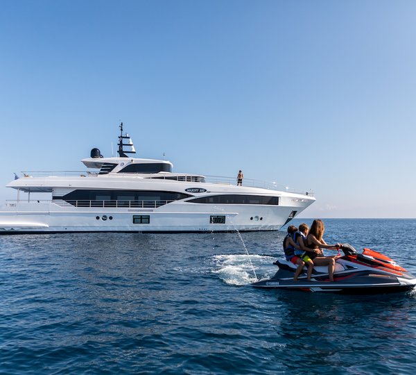 Unveiling the striking Majesty 155 Superyacht by Gulf Craft