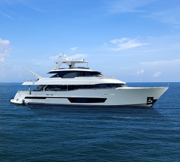 Video by YachtVid: New 2014 motor yacht Ocean Alexander 85