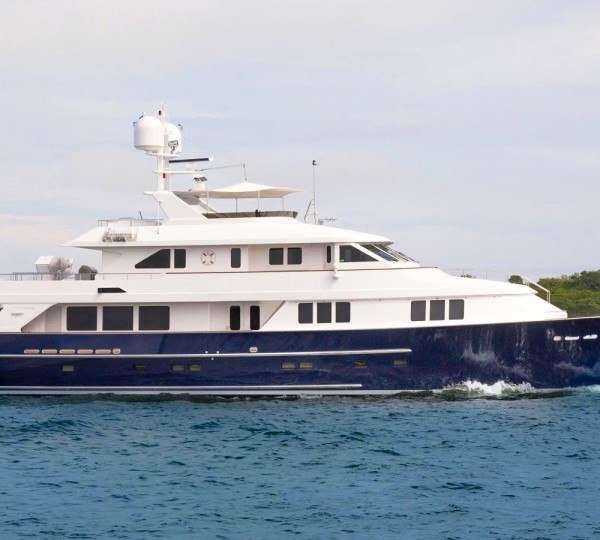 Burger Boat to display 39m Hakvoort Yacht SNOWBIRD at Monaco Yacht Show