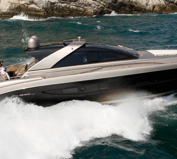 Sporty and elegant RIVA 76’ Perseo Yacht