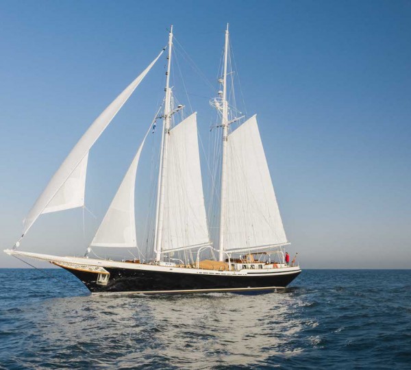 Luxury Yacht LADY THURAYA to bring the grace of the grand age of sail to Asia Superyacht Rendezvous 2015