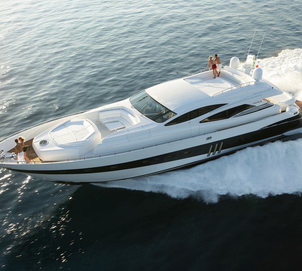 Video of motor yacht Pershing 76