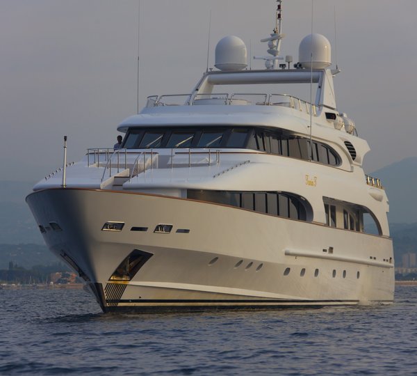 Sporty Superyacht M50 S by Mondomarine and Luca Dini
