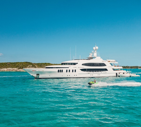 Luxury Charter Yacht COCKTAILS by Trinity Yachts in Fort Lauderdale, Florida