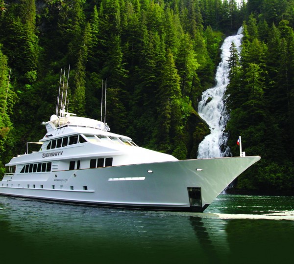 Video: 84ft Bayliss motor yacht ORION (Project B16) at full speed